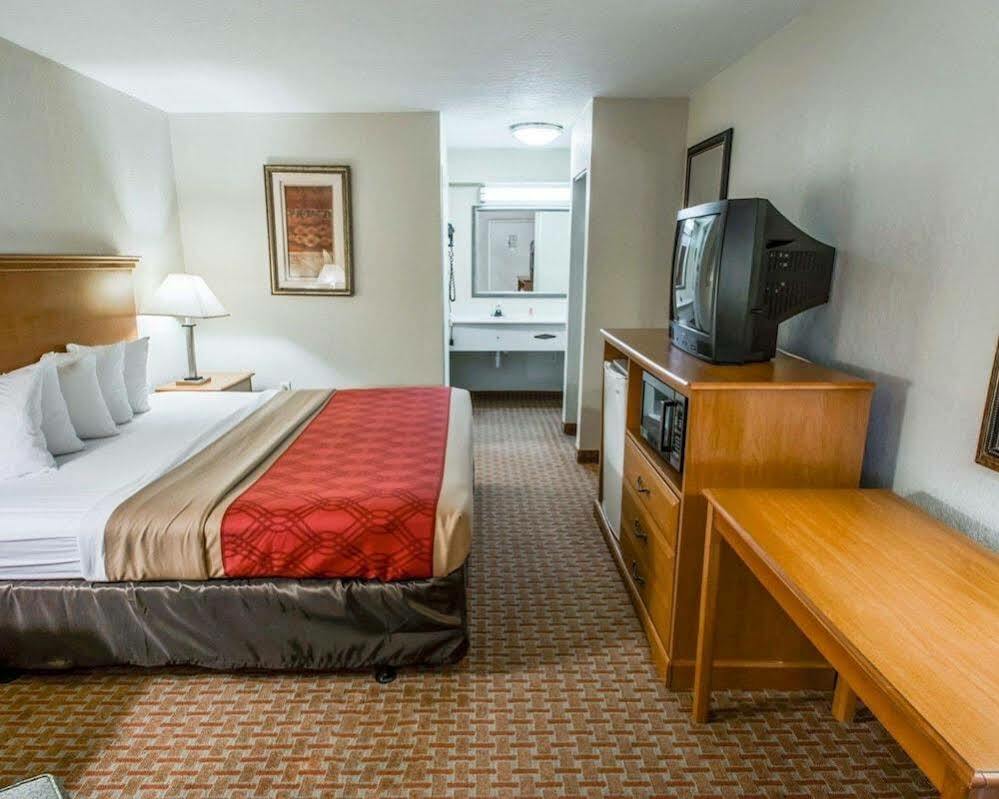 Quality Inn Atlantic Beach-Mayo Clinic Jax Area Экстерьер фото